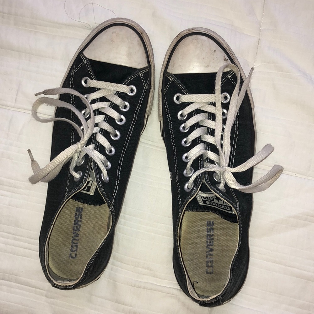 Black Converse